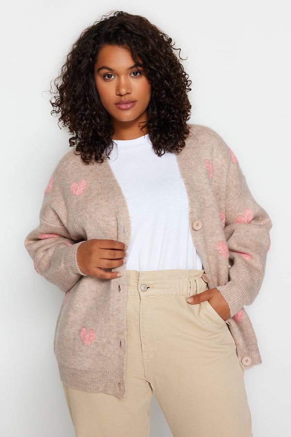 Trendyol Trendyol Curve Heart Patterned Knitwear Cardigan in Ecru