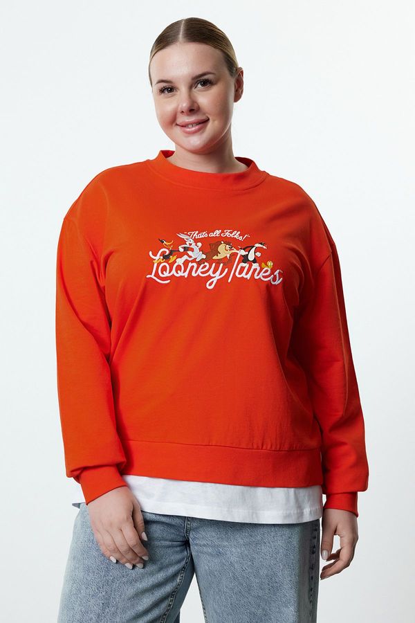 Trendyol Trendyol Curve Red Looney Tunes Licensed Crew Neck Knitted Plus Size Sweatshirt