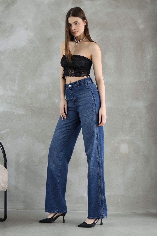 Trendyol Trendyol Dark Blue Stitch Detail High Waist Straight Jeans