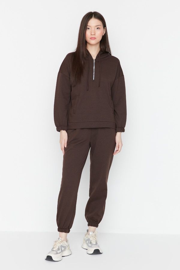 Trendyol Trendyol Dark Brown Hooded Pocket and Zipper Detailed Knitted Tracksuit Set