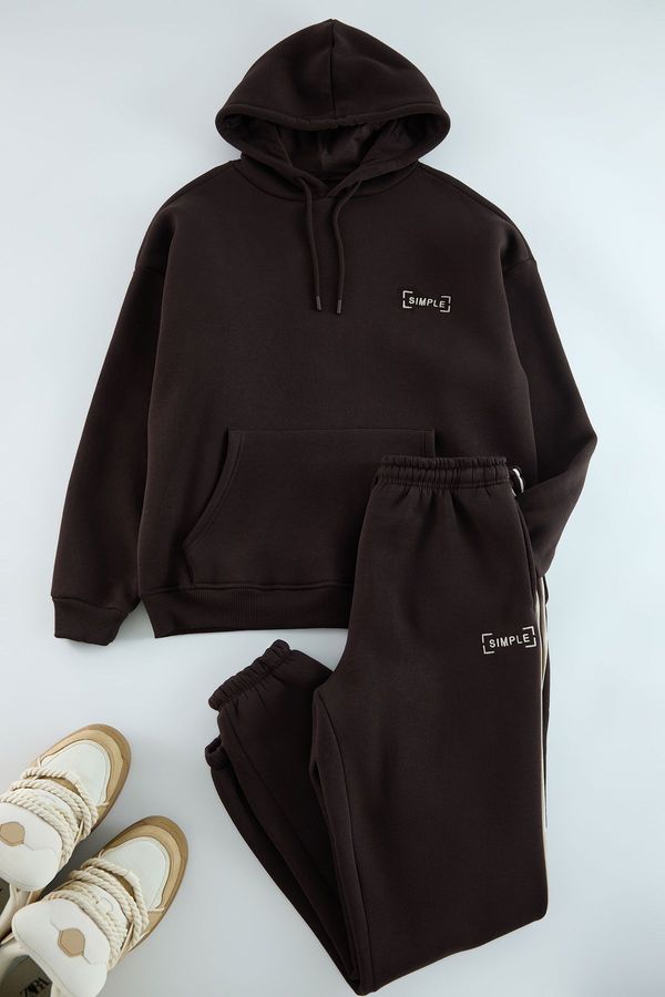 Trendyol Trendyol Dark Brown Oversize/Wide Cut Elastic Leg Embroidered Fleece Inside Tracksuit Set