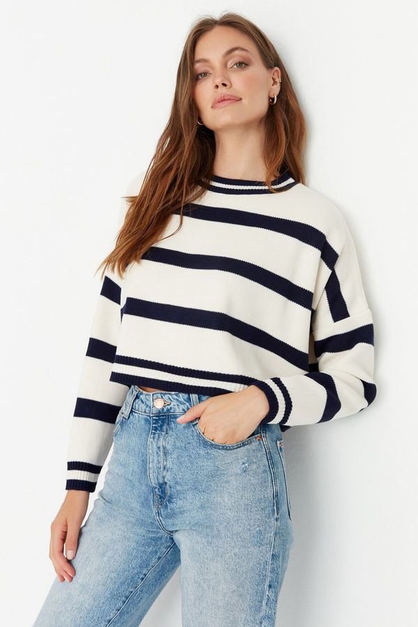 Trendyol Trendyol Ecru Crop Striped Knitwear Sweater