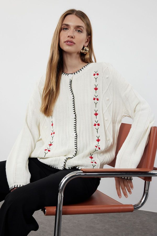 Trendyol Trendyol Ecru Embroidery Detailed Knitwear Cardigan