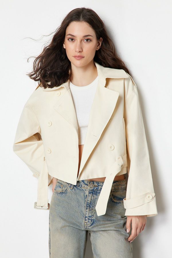 Trendyol Trendyol Ecru Fitted Belted Crop Trench Coat