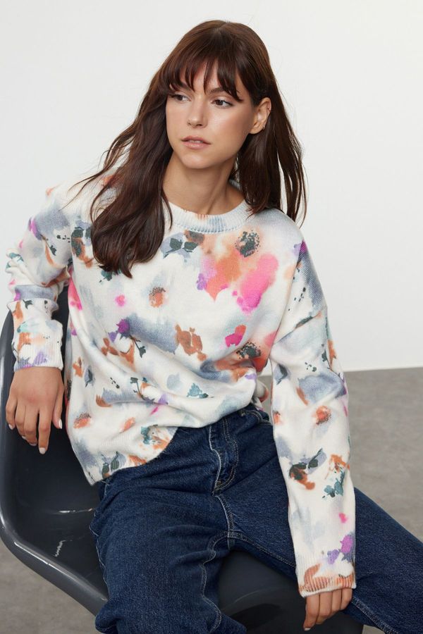 Trendyol Trendyol Ecru Floral Printed Knit Sweater