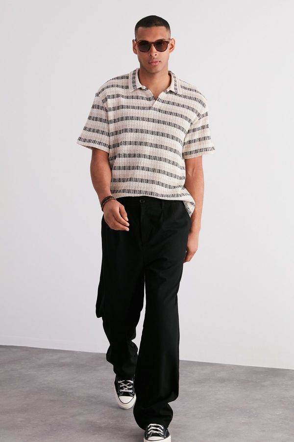 Trendyol Trendyol Ecru Men's Regular/Normal Cut Low Shoulder Limited Edition Knitwear Look Striped Polo Collar T-shirt
