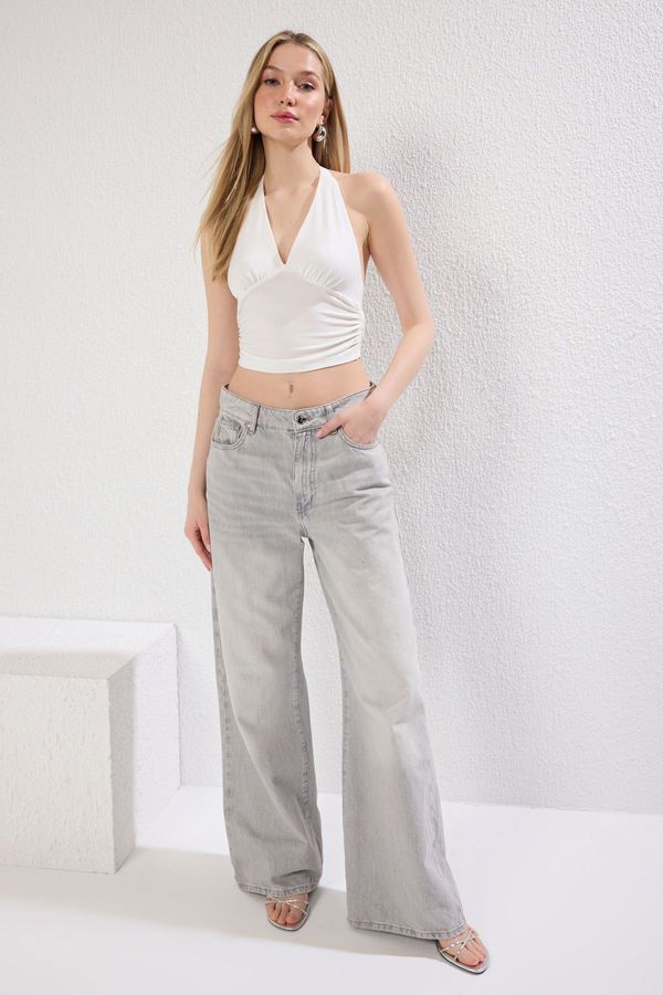 Trendyol Trendyol Ecru Neck Stretchy Knitted Blouse