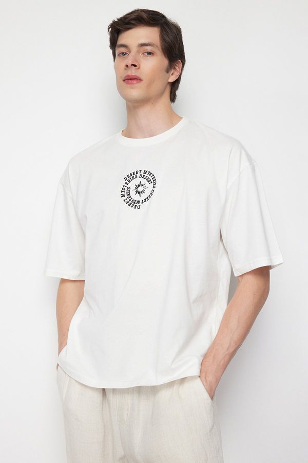Trendyol Trendyol Ecru Oversize/Wide Cut 100% Cotton T-shirt with Text Embroidery