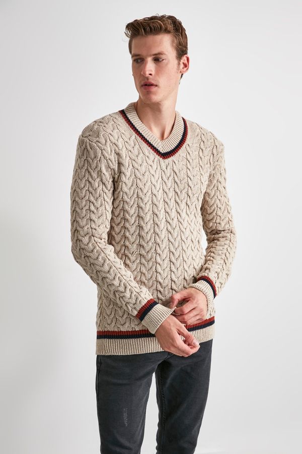 Trendyol Trendyol Ecru Regular V Neck Hair Knitted Sweater