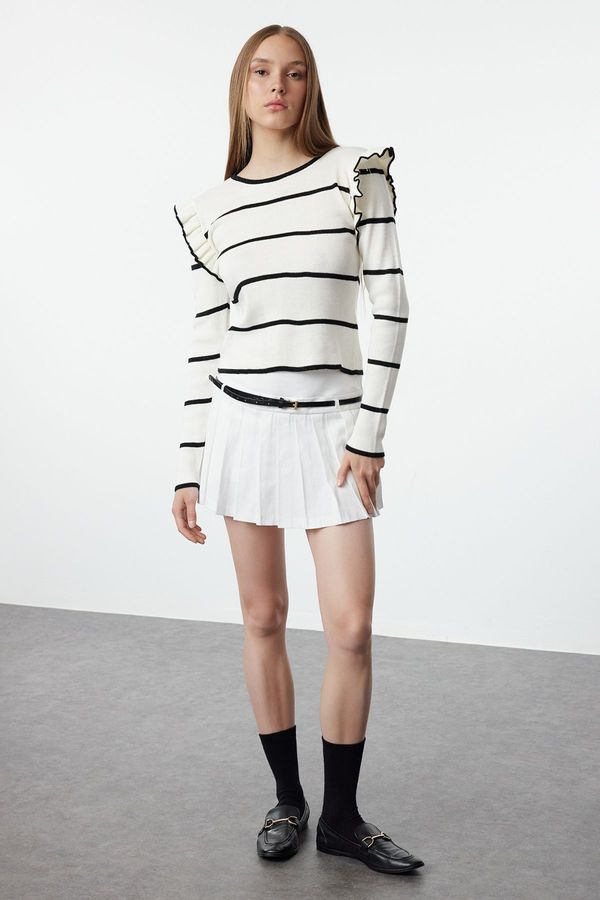 Trendyol Trendyol Ecru Shoulder Flounce Striped Knitwear Sweater