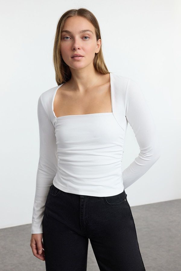 Trendyol Trendyol Ecru Square Neck Gathering/Drape Detailed Slim/Fitting Knitted Blouse