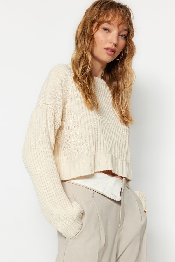 Trendyol Trendyol Ecru Super Crop Knitwear Sweater