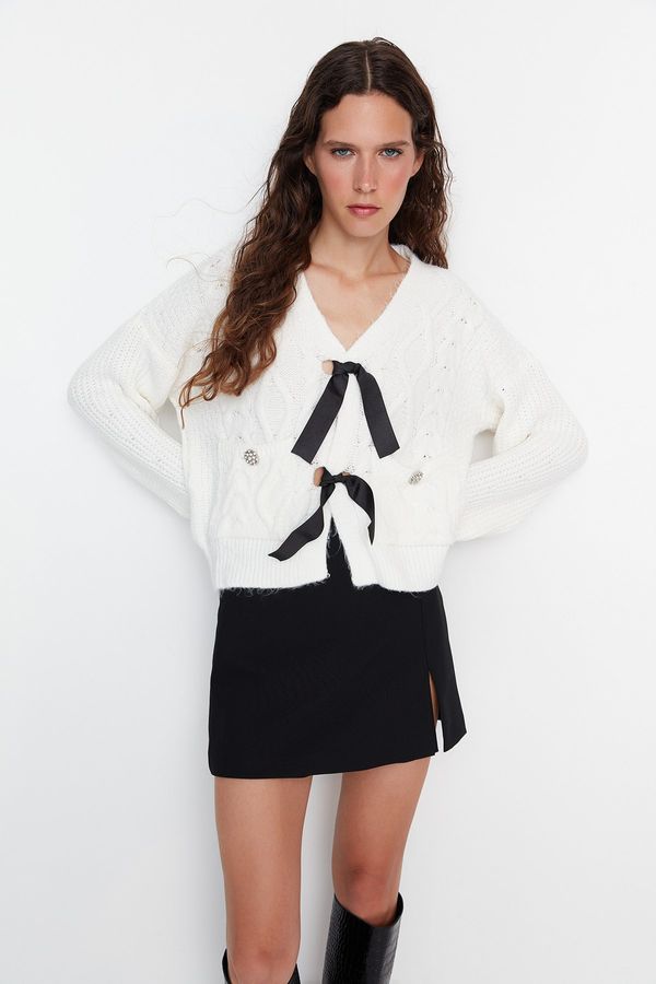 Trendyol Trendyol Ecru Tie Detail Knitwear Sweater