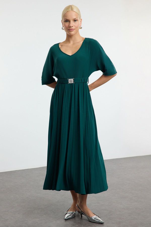 Trendyol Trendyol Emerald Green Skater Belted Three Quarter Sleeve Maxi Stretch Knit Dress