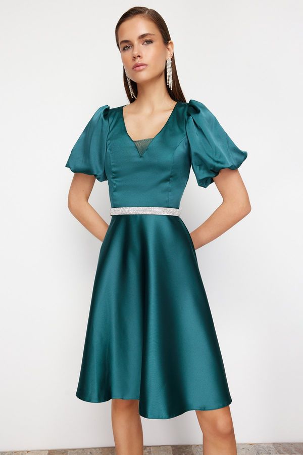Trendyol Trendyol Emerald Green Stone Accessory Stylish Evening Dress with Belt Detail