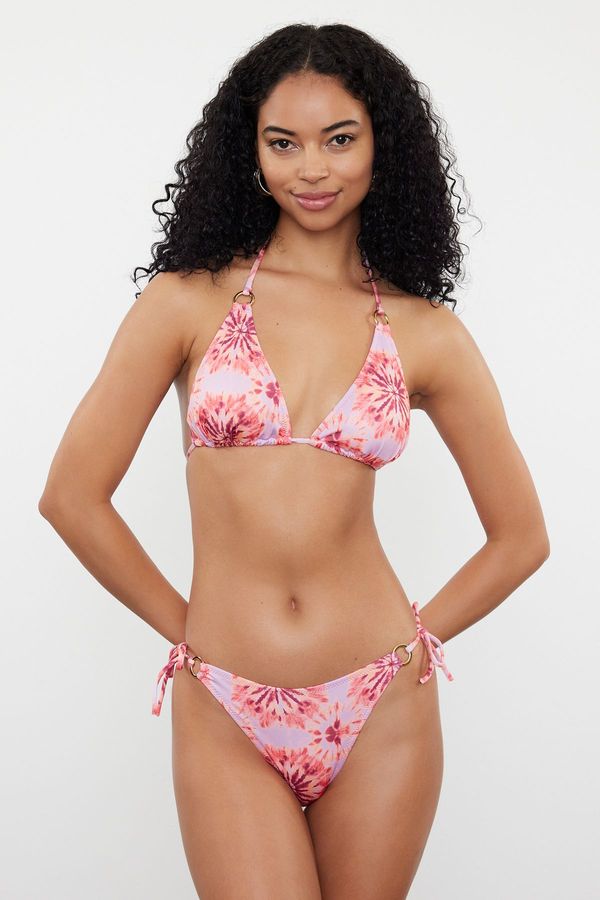 Trendyol Trendyol Floral Patterned Triangle Accessory Bikini Top