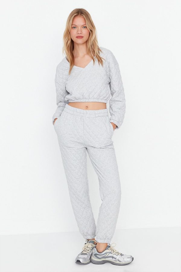 Trendyol Trendyol Gray Crop Quilted Knitted Top and Bottom Set