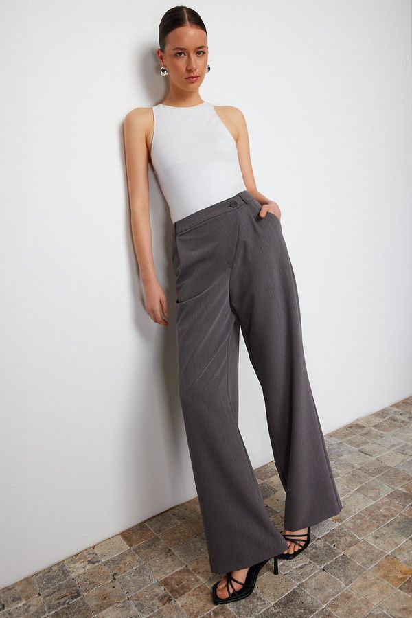 Trendyol Trendyol Gray Cross Closure Wide Leg Woven Trousers