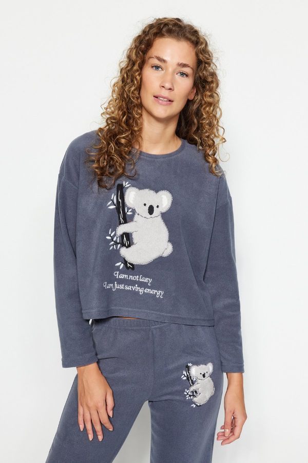 Trendyol Trendyol Gray Fleece Koala Pattern Tshirt-Pants and Pletena pidžama set