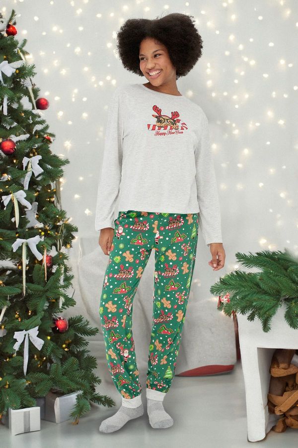 Trendyol Trendyol Gray Melange 100% Cotton Christmas Theme T-shirt-Pants and Knitted Pajamas Set