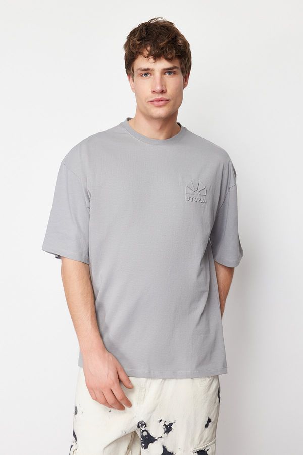 Trendyol Trendyol Gray Oversize Relief Printed 100% Cotton T-Shirt