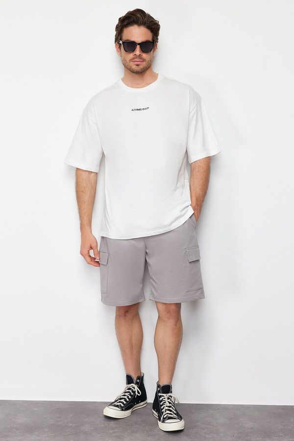 Trendyol Trendyol Gray Oversize/Wide-Fit Concealed Cord Elastic Waist Cargo Pocket Tag Shorts