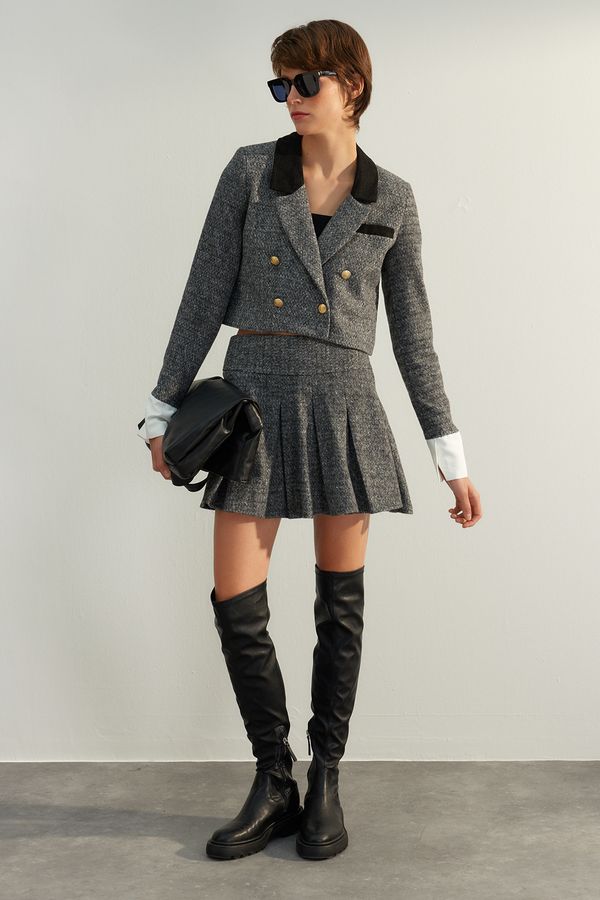 Trendyol Trendyol Gray Premium Quality Pleated Mini Woven Skirt