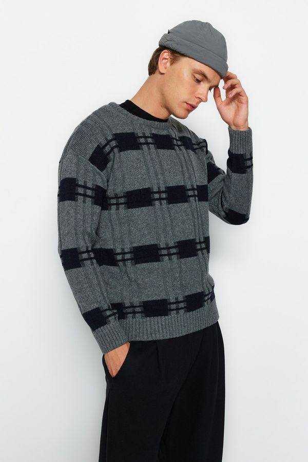 Trendyol Trendyol Gray Regular Fit Crew Neck Square Patterned Knitwear Sweater