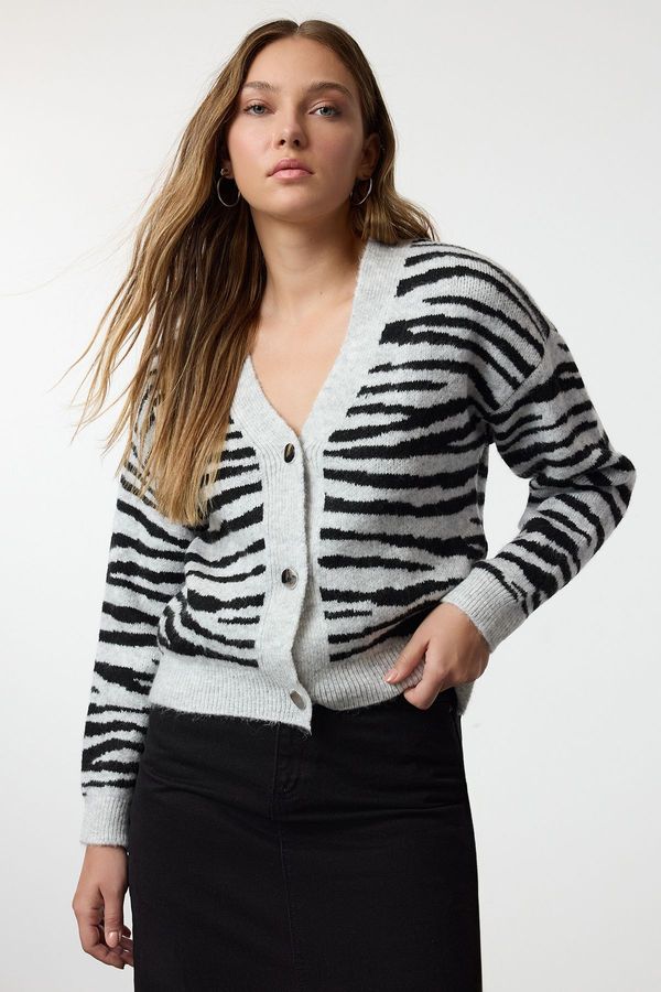 Trendyol Trendyol Gray Soft Texture Zebra Patterned Knitwear Cardigan