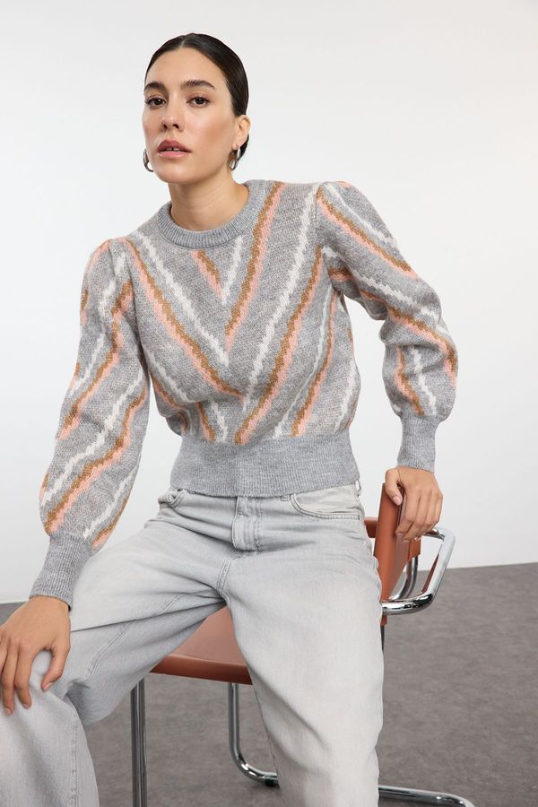 Trendyol Trendyol Gray Soft Textured Knitwear Sweater