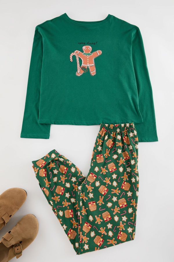 Trendyol Trendyol Green 100% Cotton Christmas Themed Knitted Pajama Set