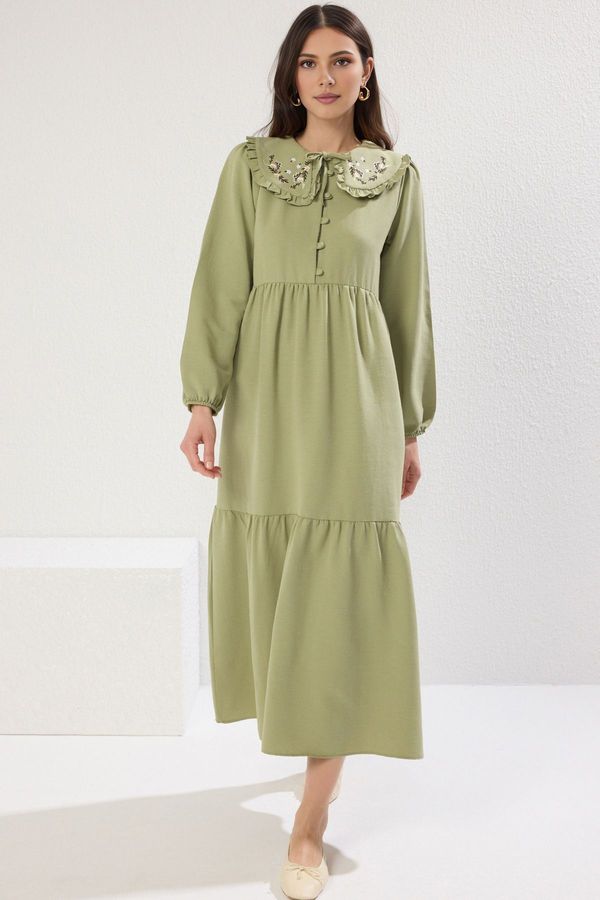 Trendyol Trendyol Green Collar Embroidered Half Placket Linen Look Woven Dress