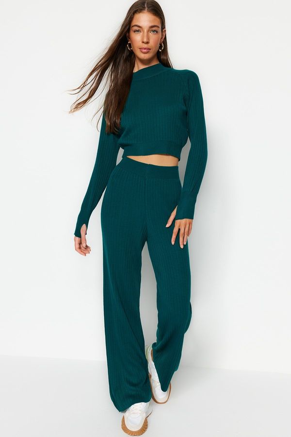 Trendyol Trendyol Green Crop Corduroy Sweater Bottom-Top Set