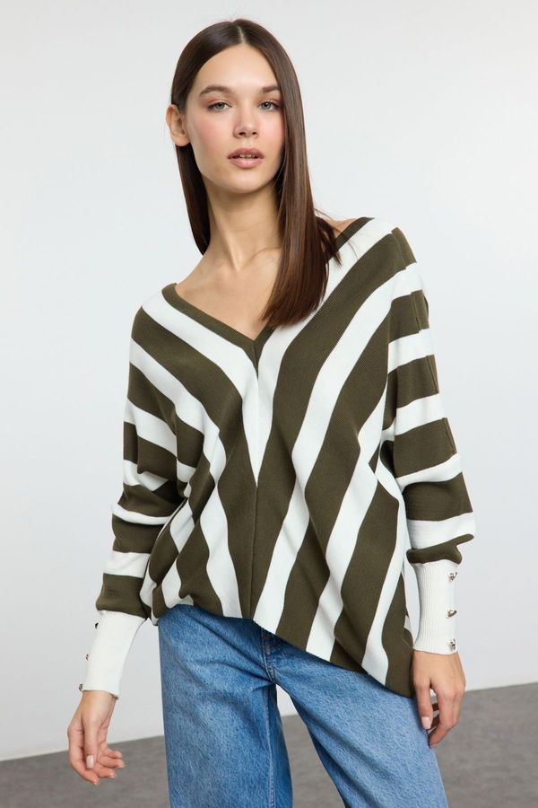 Trendyol Trendyol Green Deep V Neck Striped Knitted Sweater