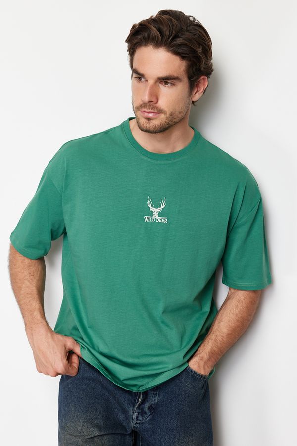 Trendyol Trendyol Green Oversize/Wide Cut Deer Embroidered 100% T-Shirt