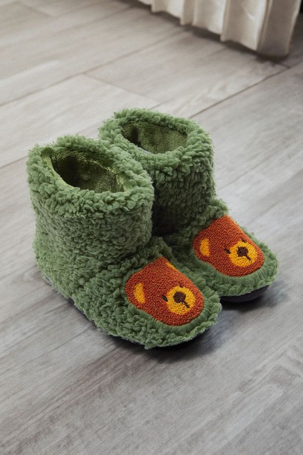 Trendyol Trendyol Green Plush Teddy Bear Embroidered Big Boy Kids Slipper House Boots