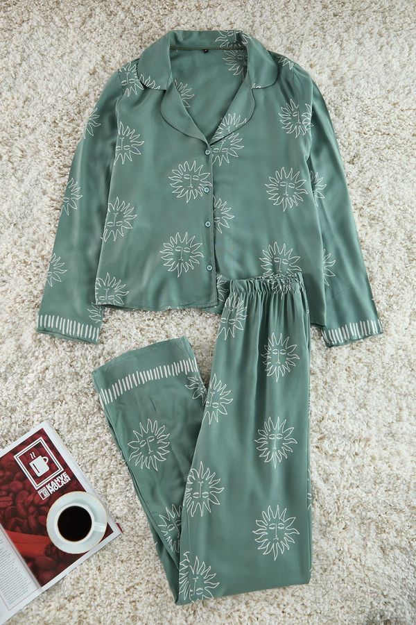 Trendyol Trendyol Green Sun Patterned Viscose Woven Pajama Set