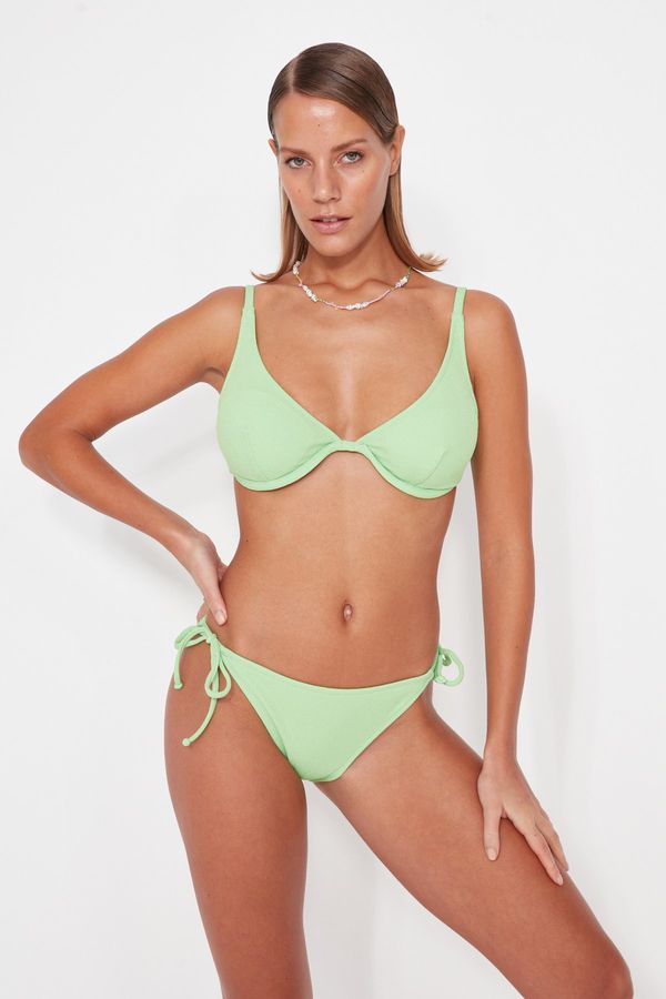 Trendyol Trendyol Green Tie Towel Normal Leg Bikini Bottom