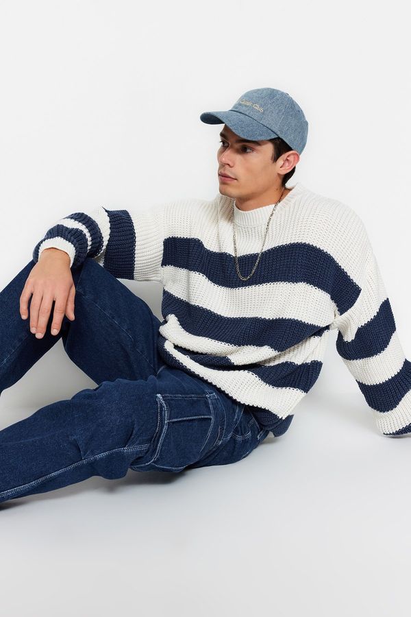 Trendyol Trendyol Indigo Casual Oversize Fit Wide Mold Crew Neck Striped Knitwear Sweater