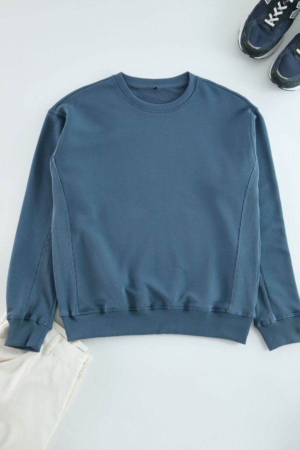 Trendyol Trendyol Indigo Oversize/Wide Cut Fabric Mix Sweatshirt