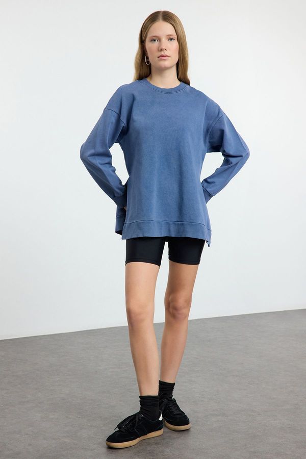 Trendyol Trendyol Indigo*001 Oversize/Wide Pattern Washed Slit Detailed Polar Fleece Knitted Sweatshirt