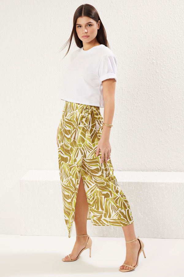 Trendyol Trendyol Khaki Front Tie Detail Double Breasted Closure Satin Midi Weaving Skirt