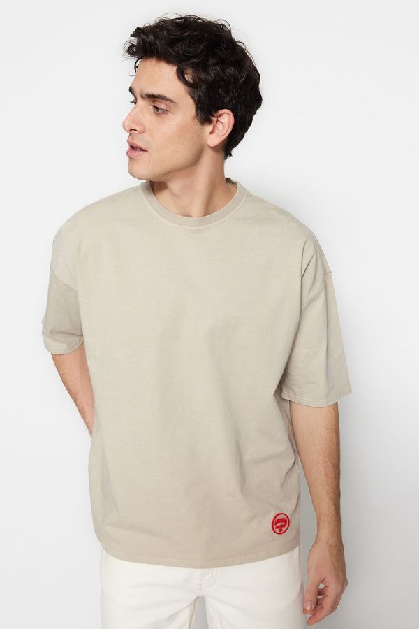Trendyol Trendyol Limited Edition Beige Oversize/Wide Cut Pale Effect 100% Cotton Thick T-Shirt
