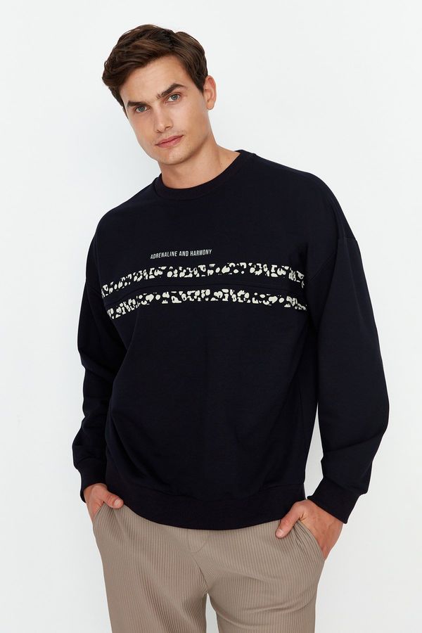 Trendyol Trendyol Men's Navy Oversize/Wide Fit Crew Neck Text Printed Sweatshirt