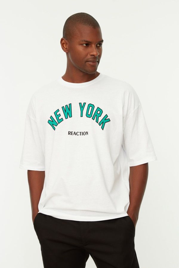 Trendyol Trendyol Men's Oversize/Wide Cut Crew Neck Short Sleeve City Printed 100% Cotton T-Shirt