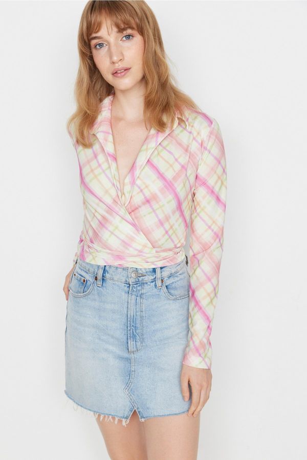 Trendyol Trendyol Multi-colored Plaid/Check Crepe Knitted Blouse with Double Breasted Collar