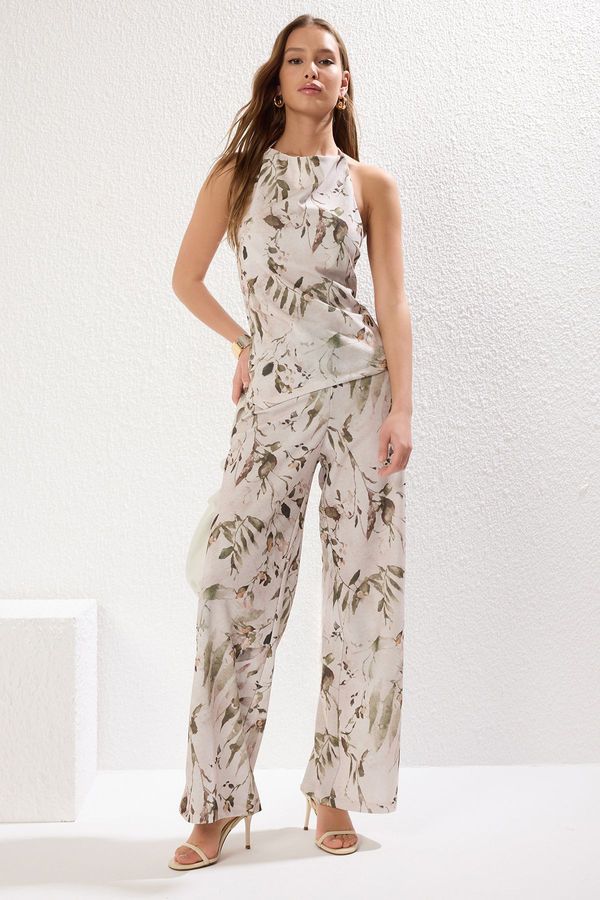 Trendyol Trendyol Multicolored Floral Printed Asymmetrical Hem Knitted Top-Bottom Set