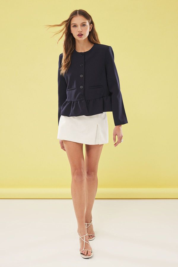 Trendyol Trendyol Navy Blue Balloon Detailed Crew Neck Blazer Jacket