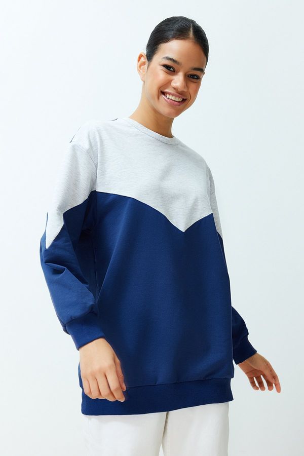Trendyol Trendyol Navy Blue Color Blocked Knitted Sweatshirt