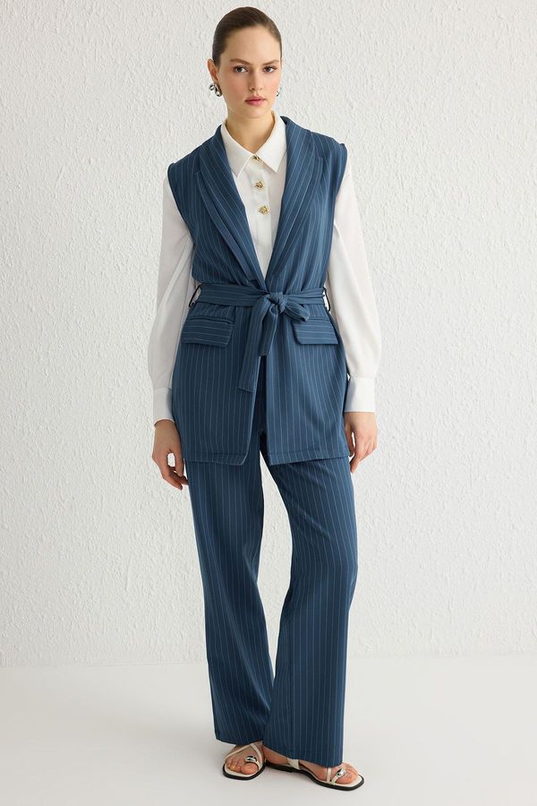 Trendyol Trendyol Navy Blue Fitted Finike Striped Woven Hijab Upper-Lower Team